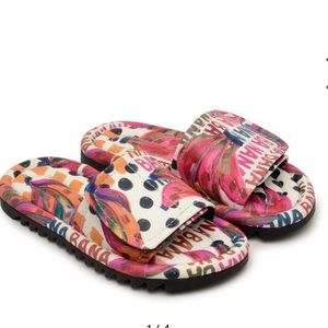 FARM rio bananatic puffy slide sandal  7 NWT
